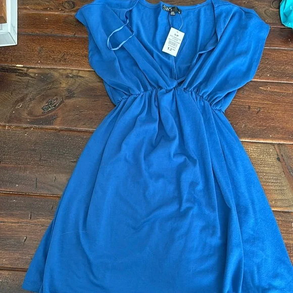 Coverup- small - Picture 1 of 1